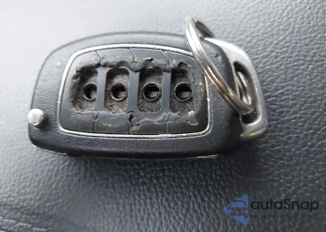 2015 Hyundai Santa Fe Sport 2.4L z USA, uszkodzony, nr VIN 5XYZTDLBXFG290432